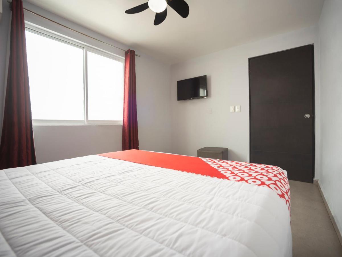 Adhoc Express Hotel Monterrey Kültér fotó