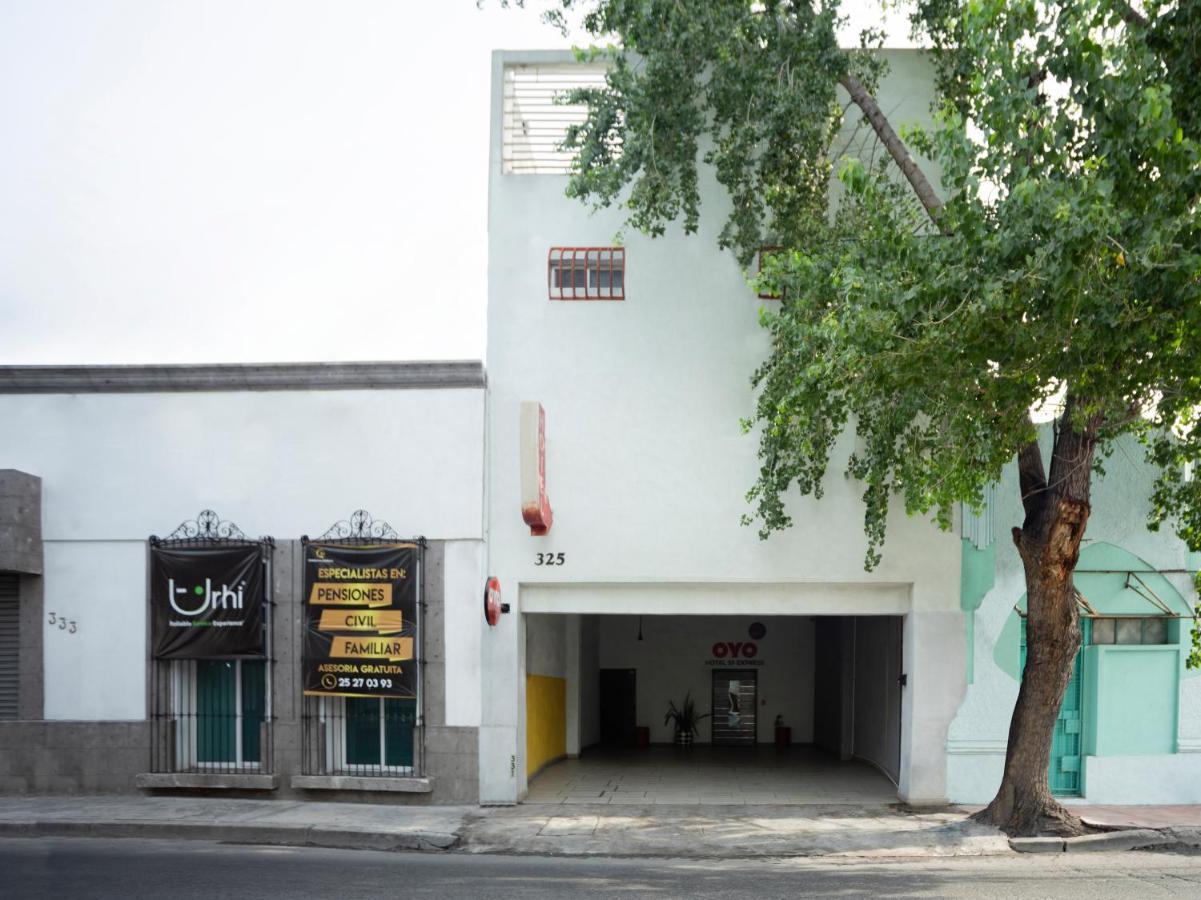 Adhoc Express Hotel Monterrey Kültér fotó