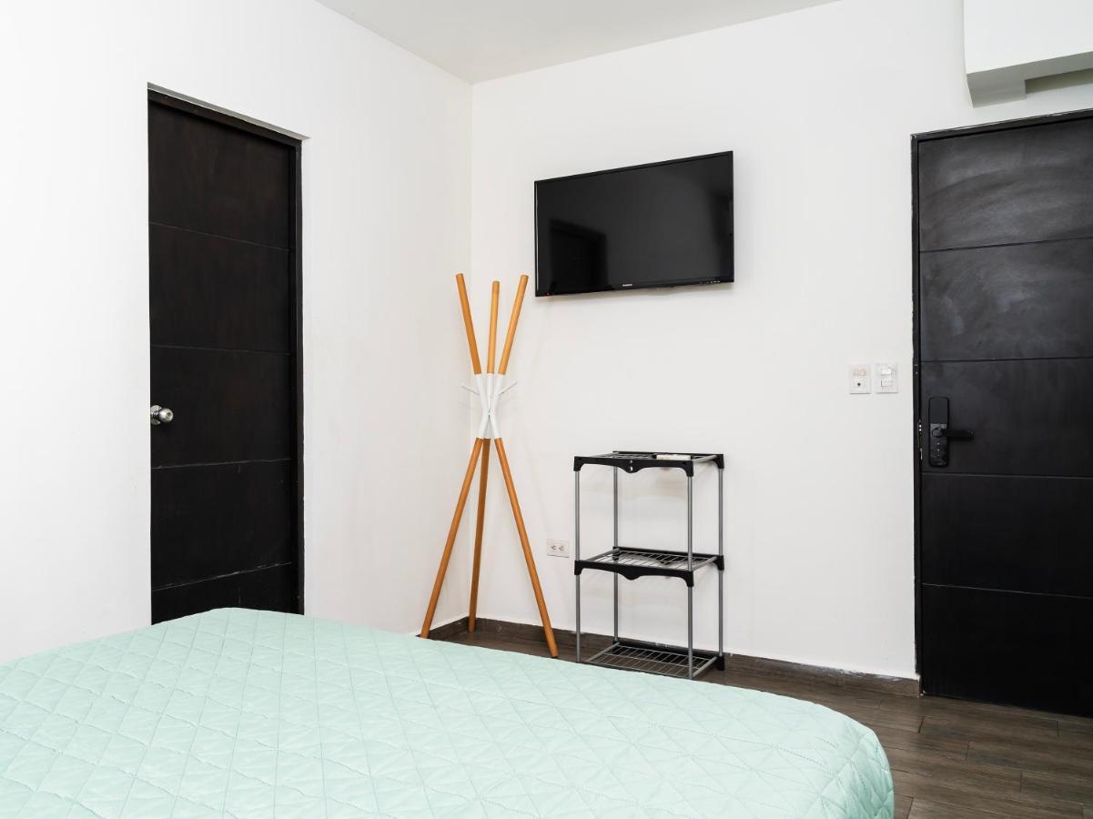 Adhoc Express Hotel Monterrey Kültér fotó