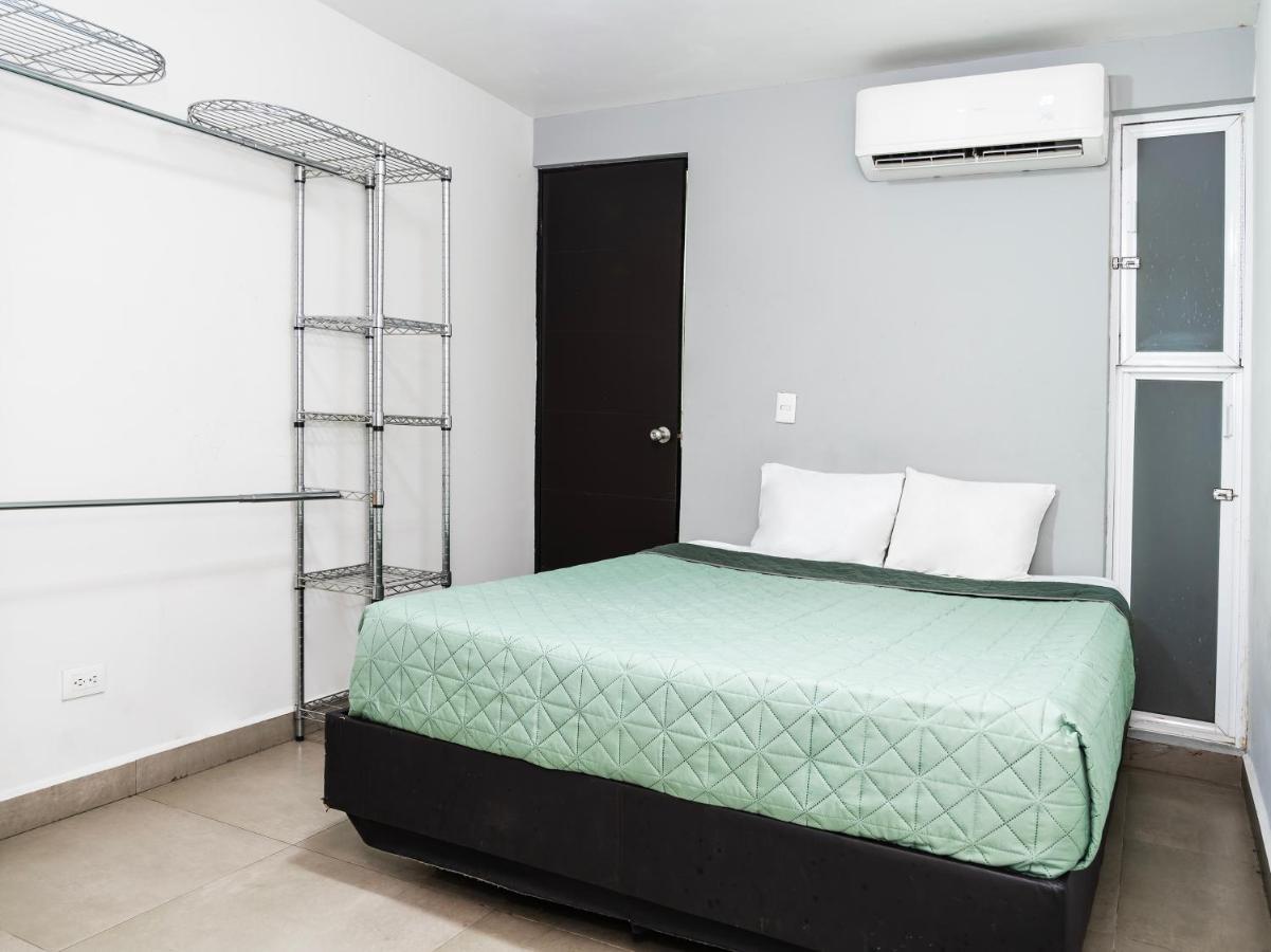 Adhoc Express Hotel Monterrey Kültér fotó